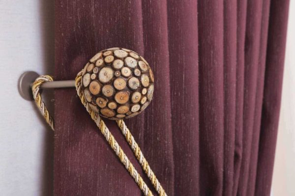 Tac Mahal Curtain Accessories. -30.2110- Curtain Tieback - Curtain Holder - Curtain Rod Bracket -Tassel - Curtain Rail - Curtain Holdback - Wooden Accessories - Image 2